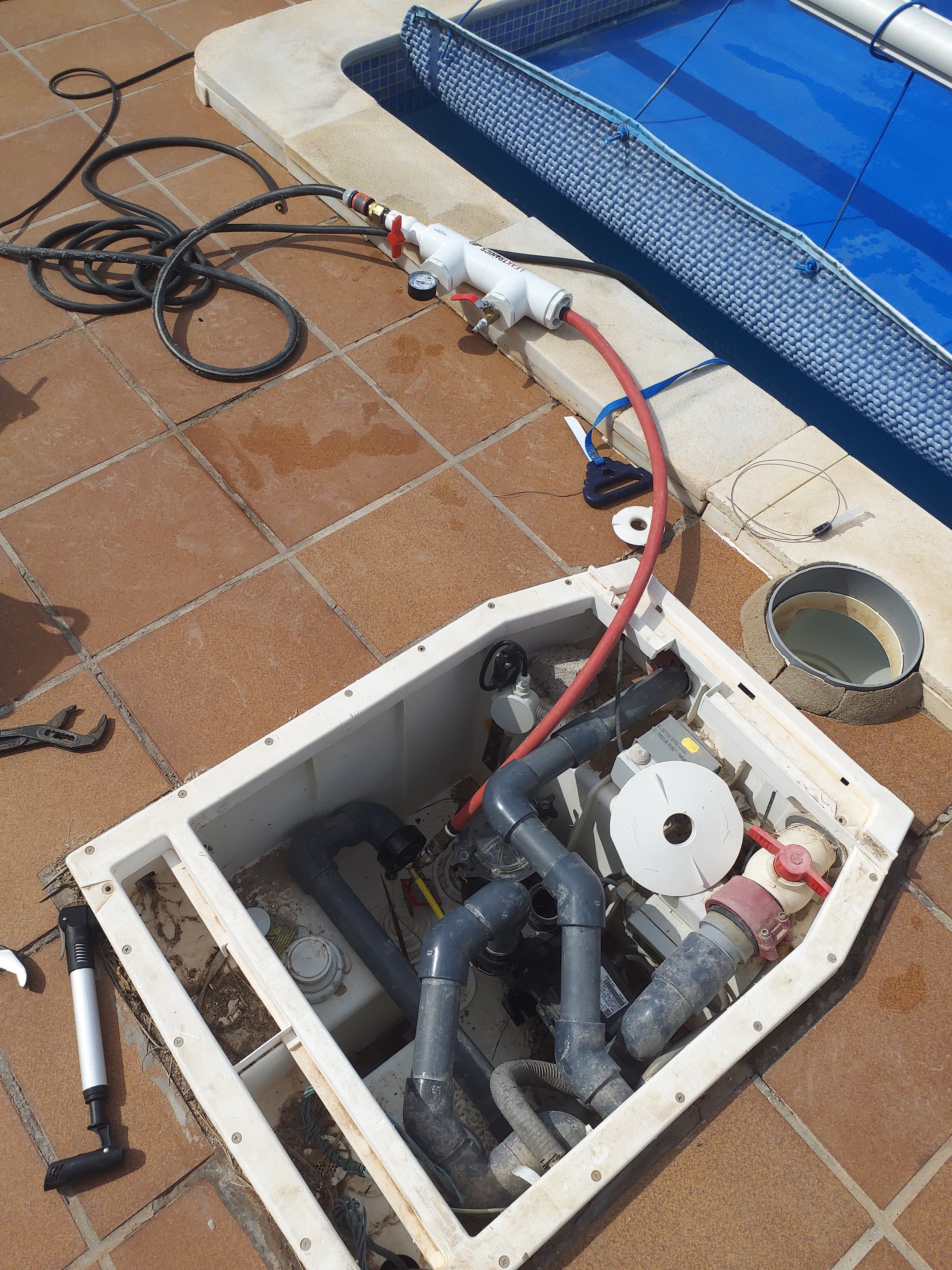 Pool equipment and pump housing testing