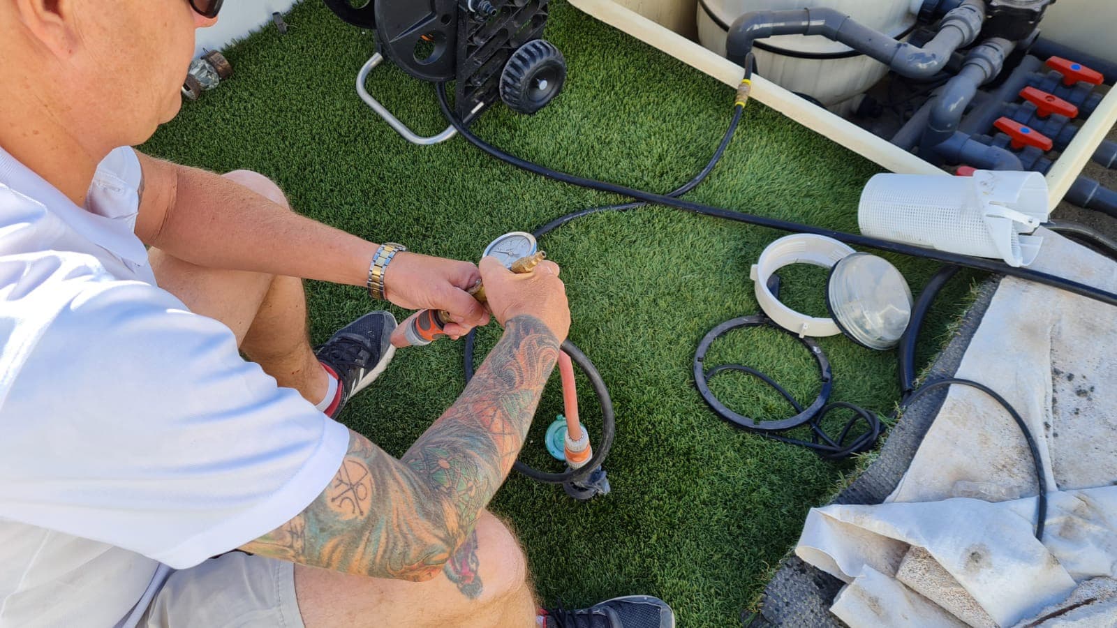 Pressure testing of pipework